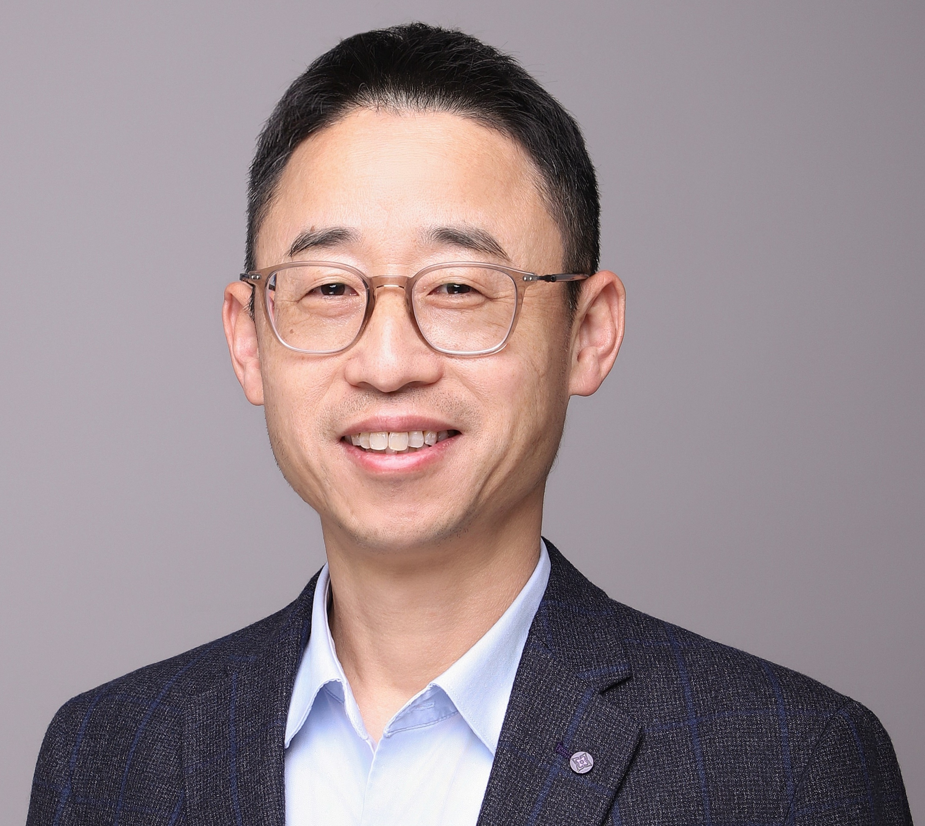 Bob Huang, VP, CMC & Manufacturing